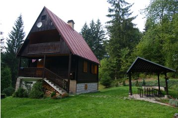 Slovacia Chata Kubínska hoľa, Exteriorul